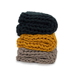 Three stacked blankets #Color_Taupe