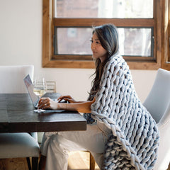 Nuzzie - The best Weighted Blanket available at the market