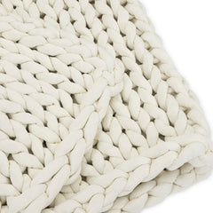 Corner detail of blanket on white background #Color_Cream